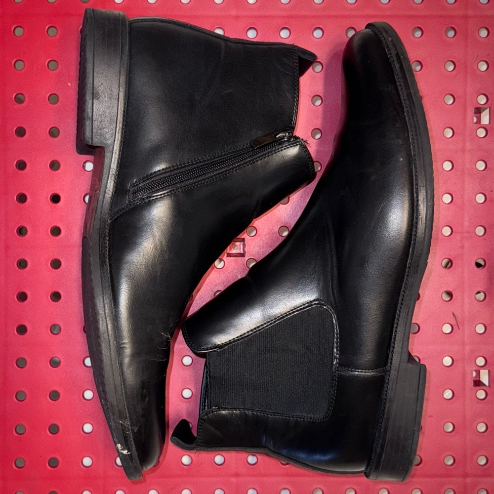 Van Heusen Men's Black Leather Boots